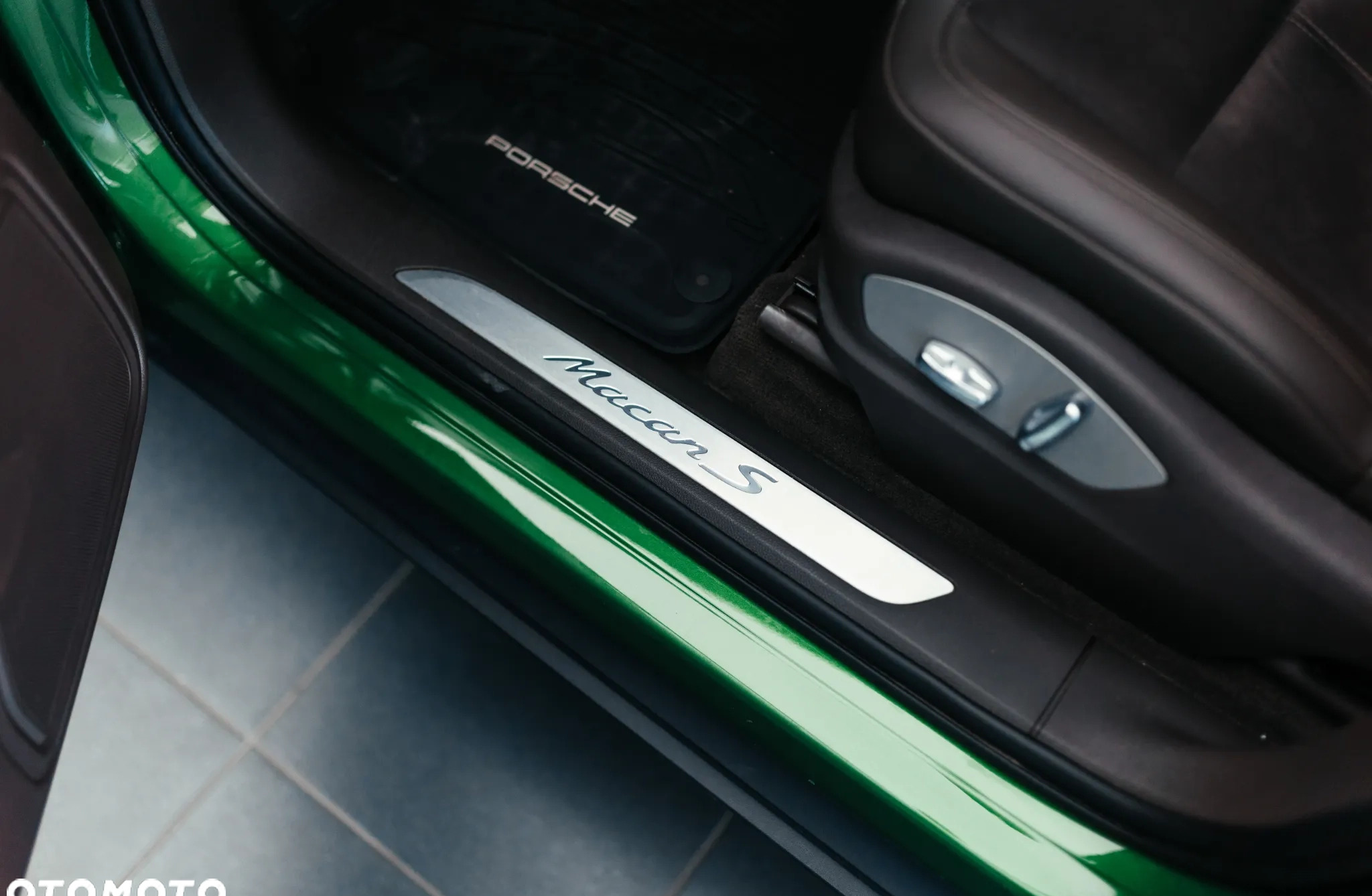 Porsche Macan cena 269900 przebieg: 87800, rok produkcji 2020 z Gryfice małe 254